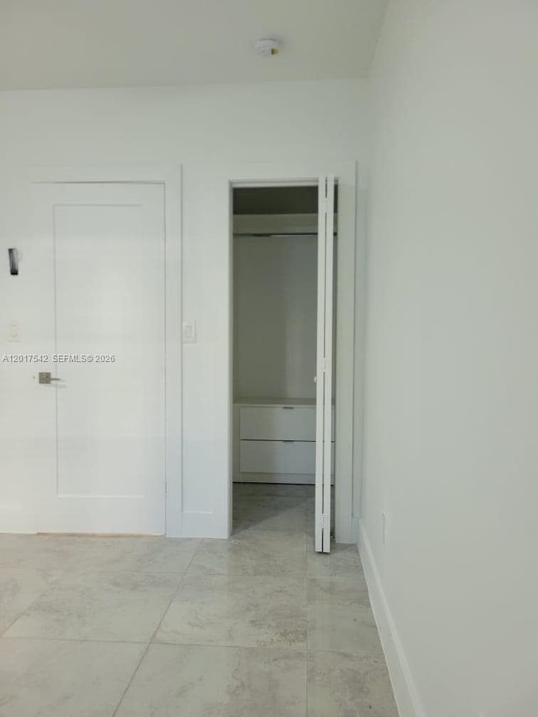 1725 Calais Dr 6 photo 17