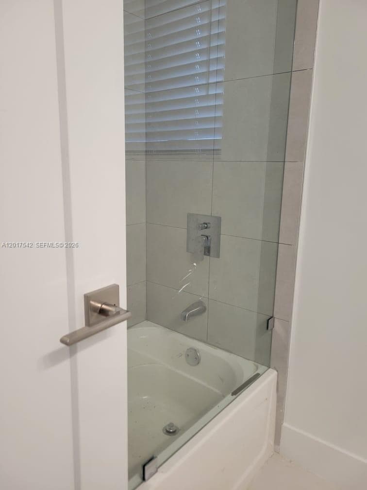 1725 Calais Dr 6 photo 16
