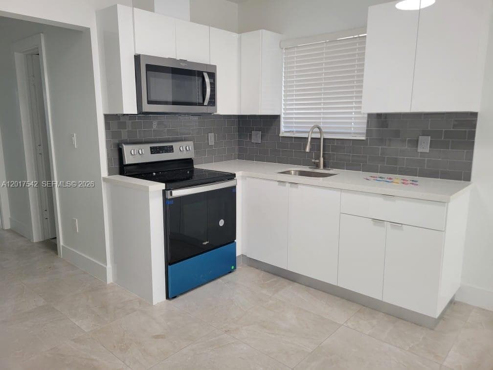 1725 Calais Dr 6 photo 20