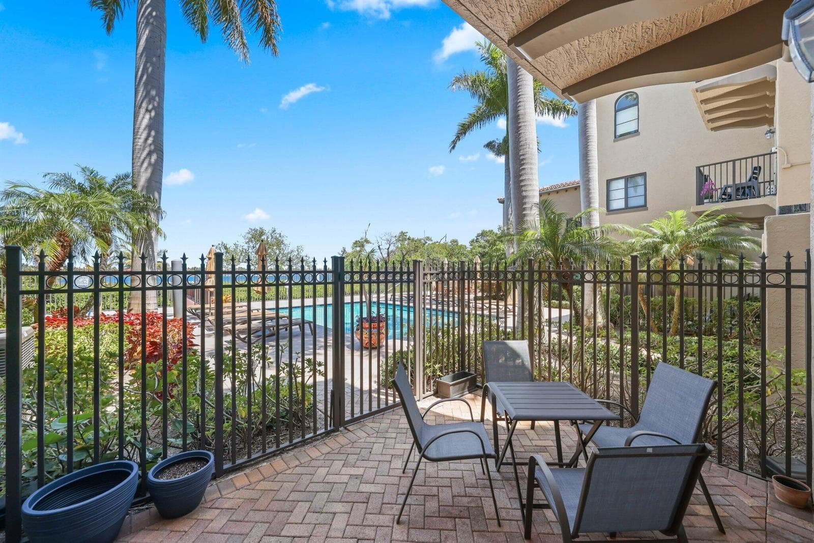 920 Via Villagio photo 17