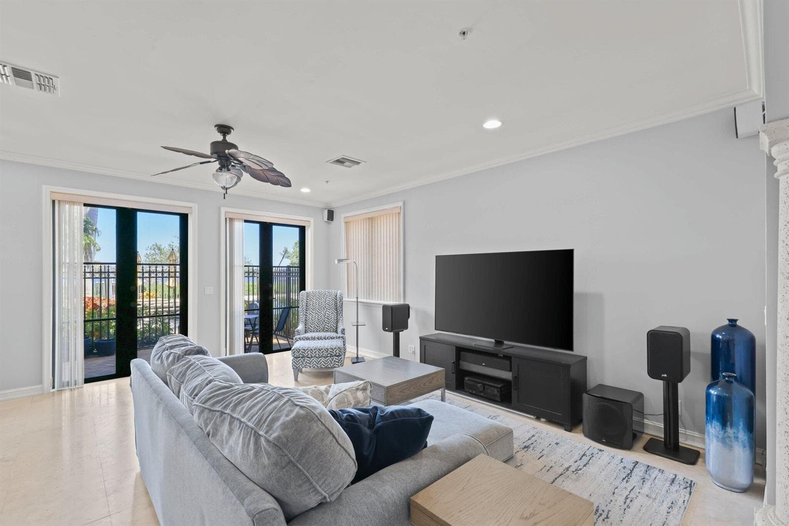 920 Via Villagio photo 10