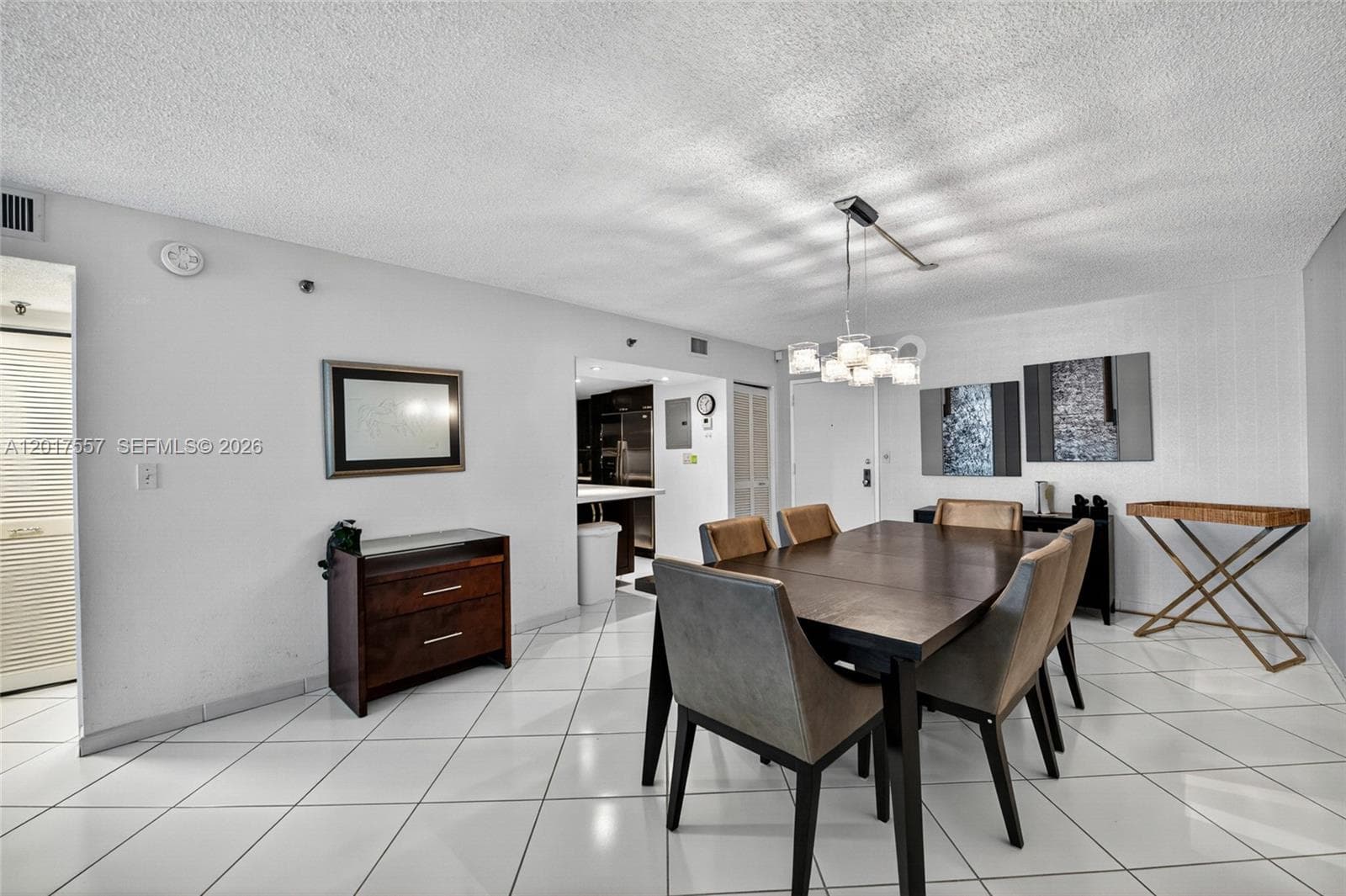 2401 Collins Ave 1107 photo 6
