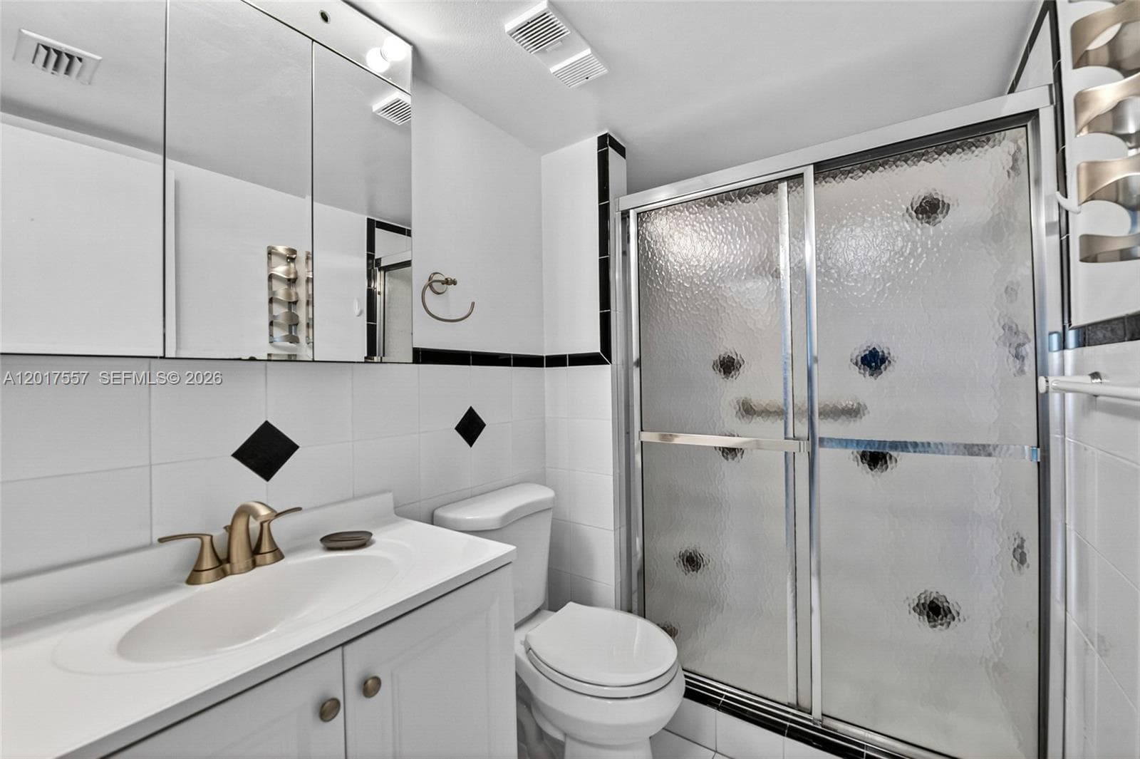 2401 Collins Ave 1107 photo 16