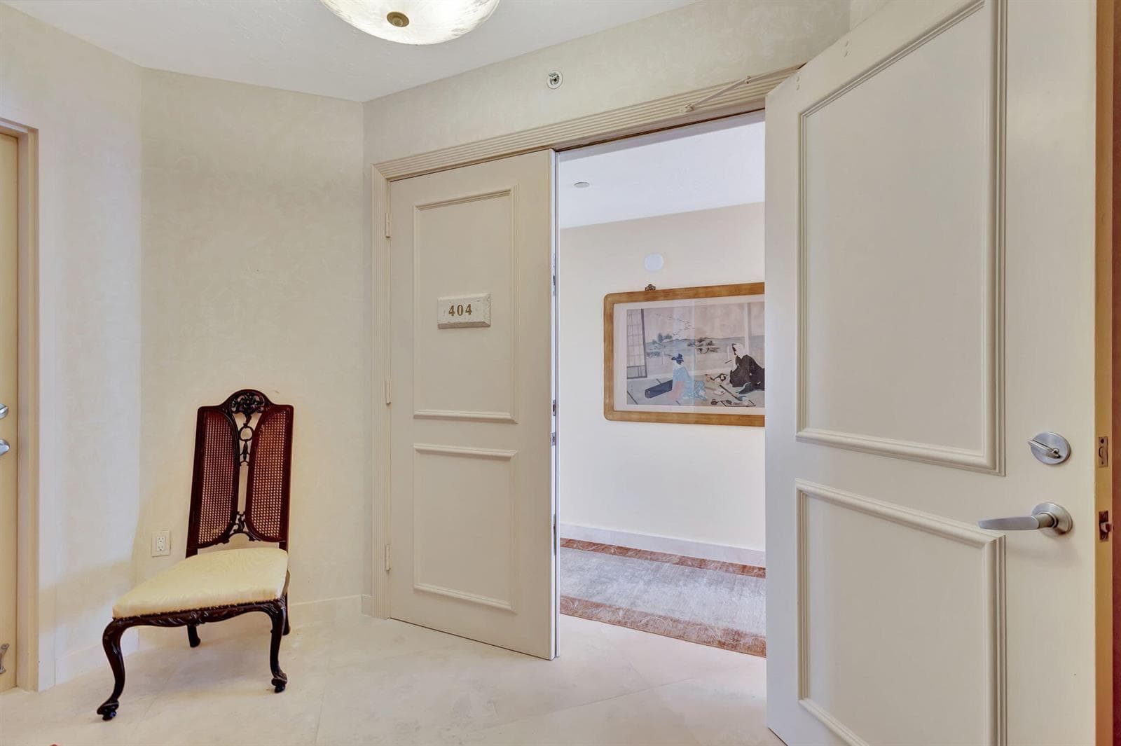 800 Ocean Drive 404 photo 5