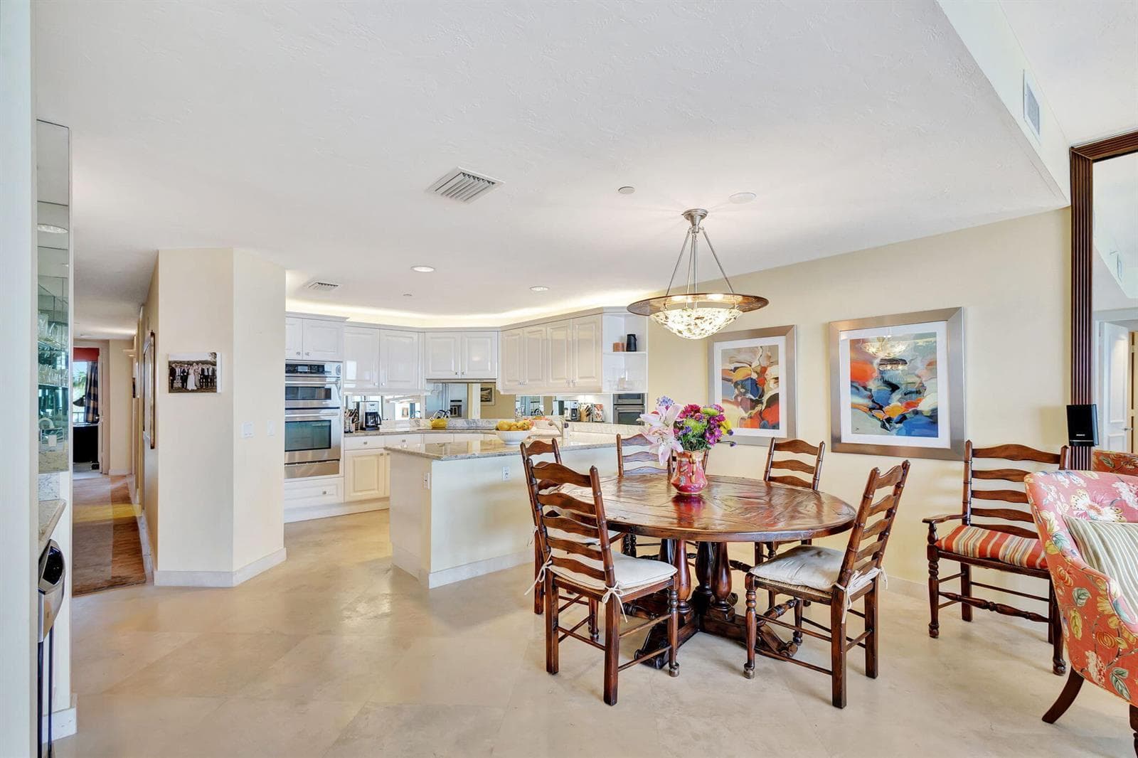 800 Ocean Drive 404 photo 9