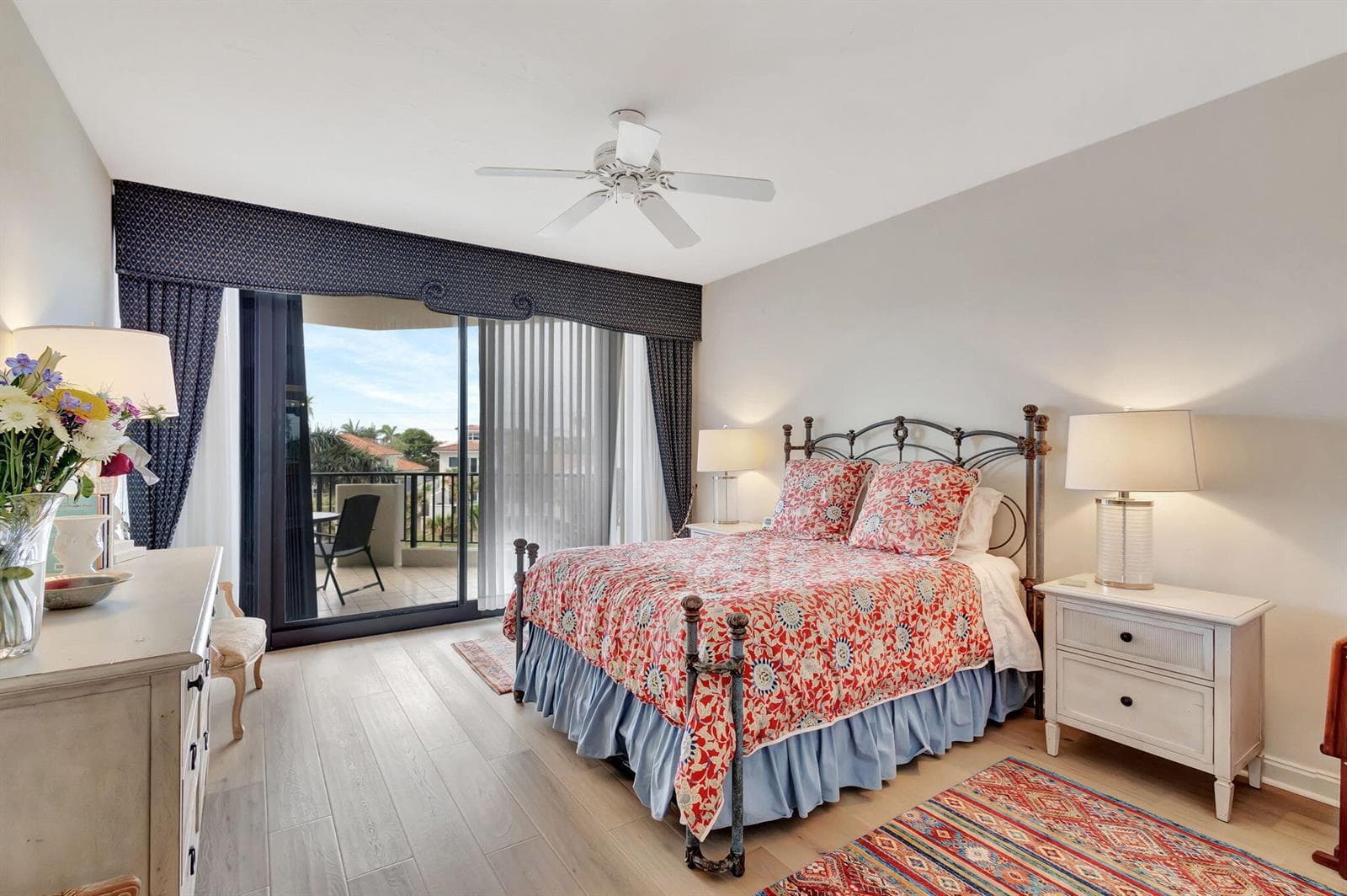 800 Ocean Drive 404 photo 24