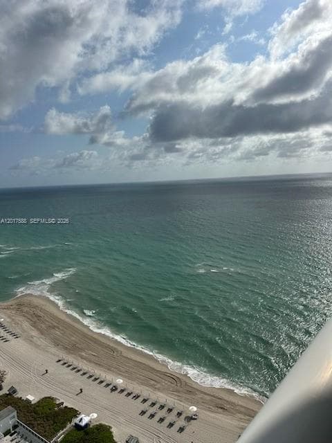 15811 Collins Ave 2102 photo 3
