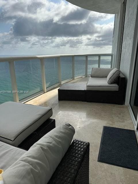 15811 Collins Ave 2102 photo 9