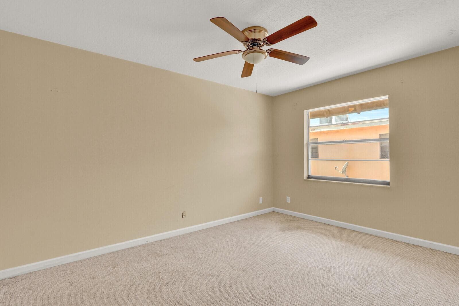 312 Southwind Drive 207 photo 11