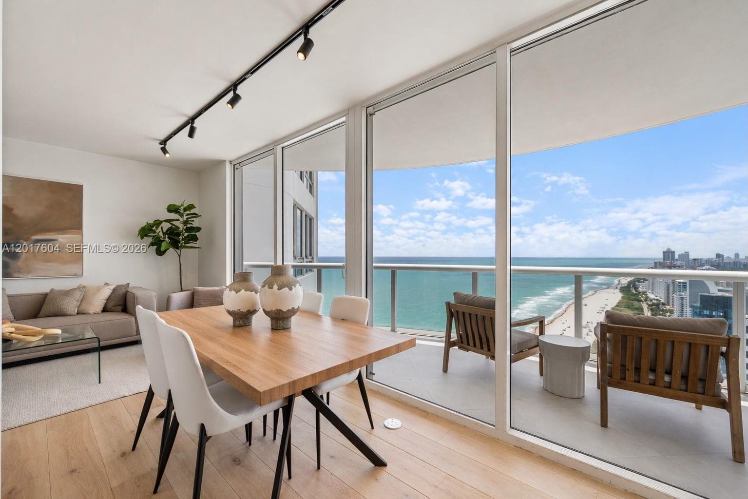 6365 Collins Ave 3904 photo 5