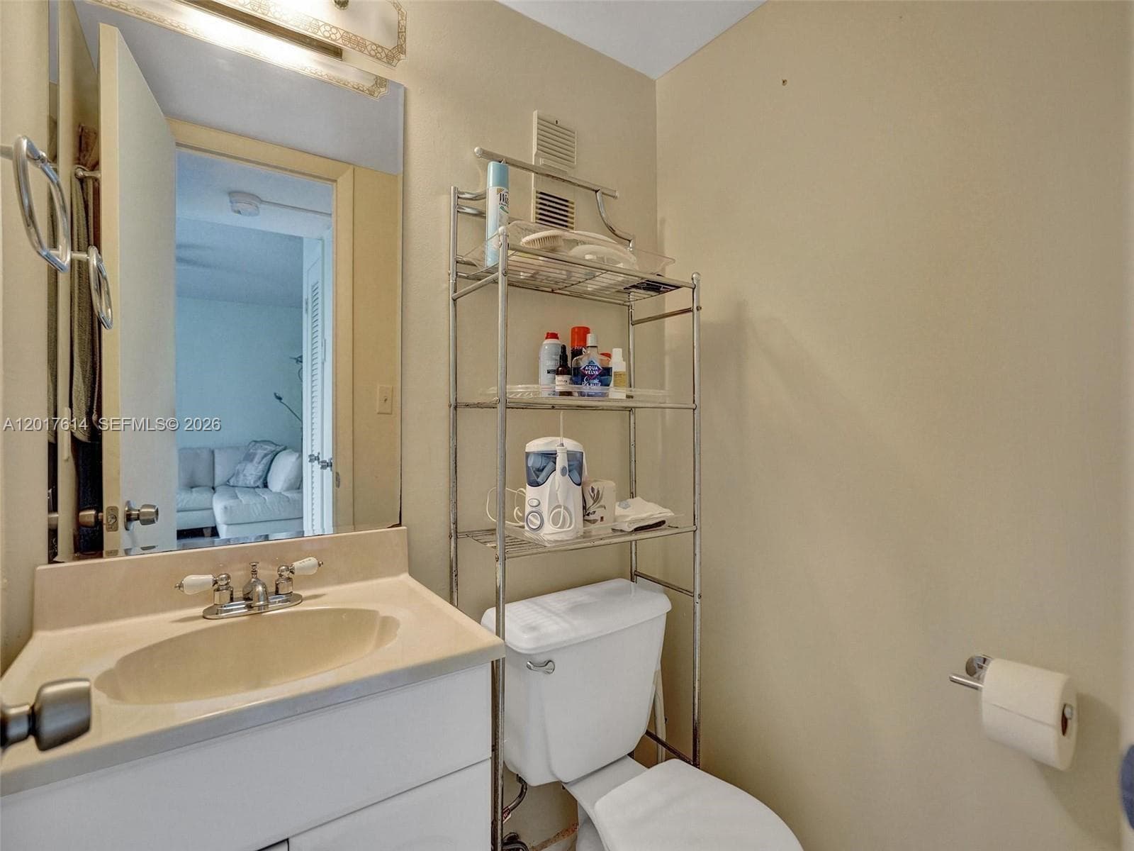 3113 S Ocean Dr 603 photo 13