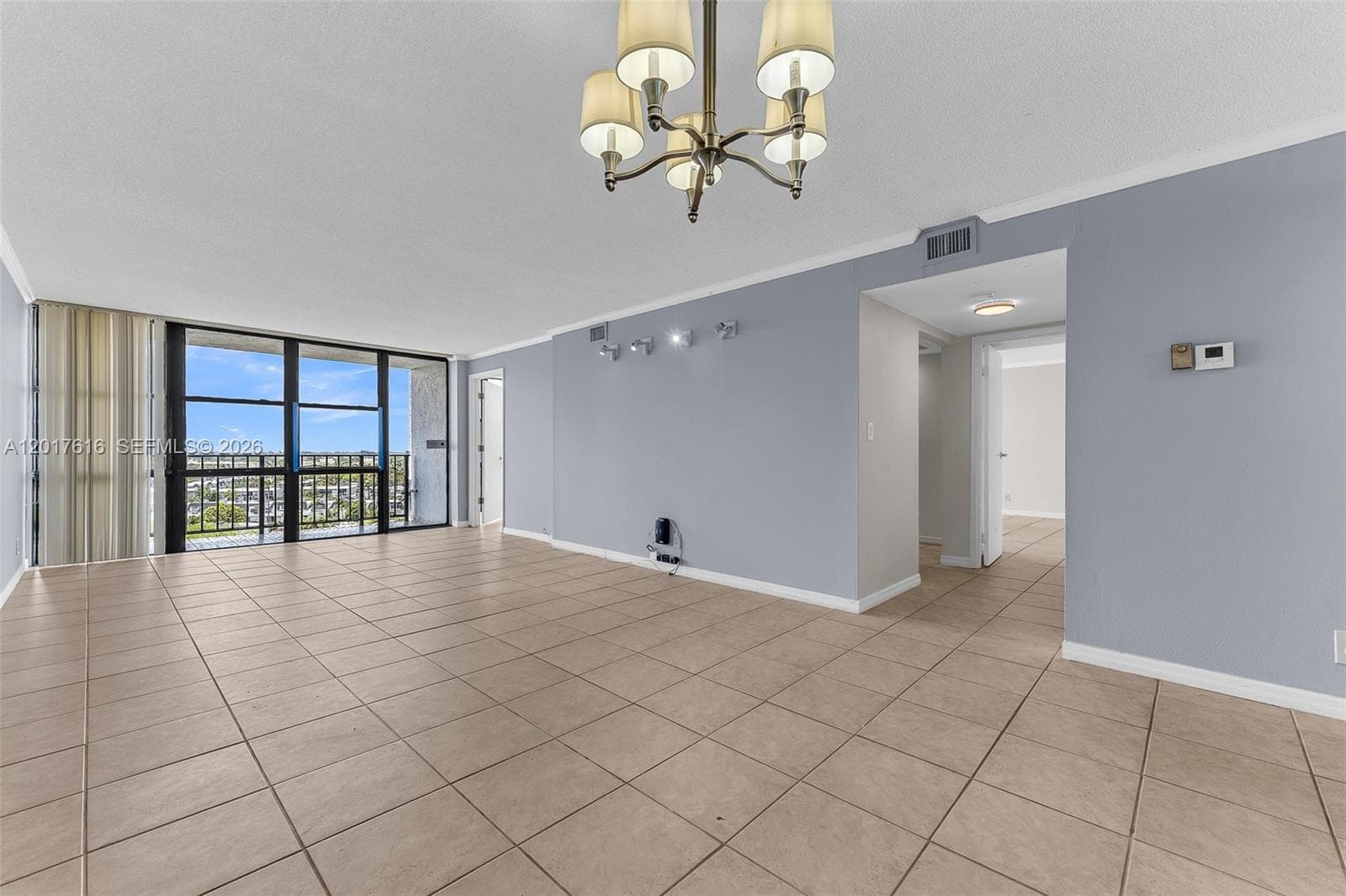 800 Parkview Dr 1007 photo 11