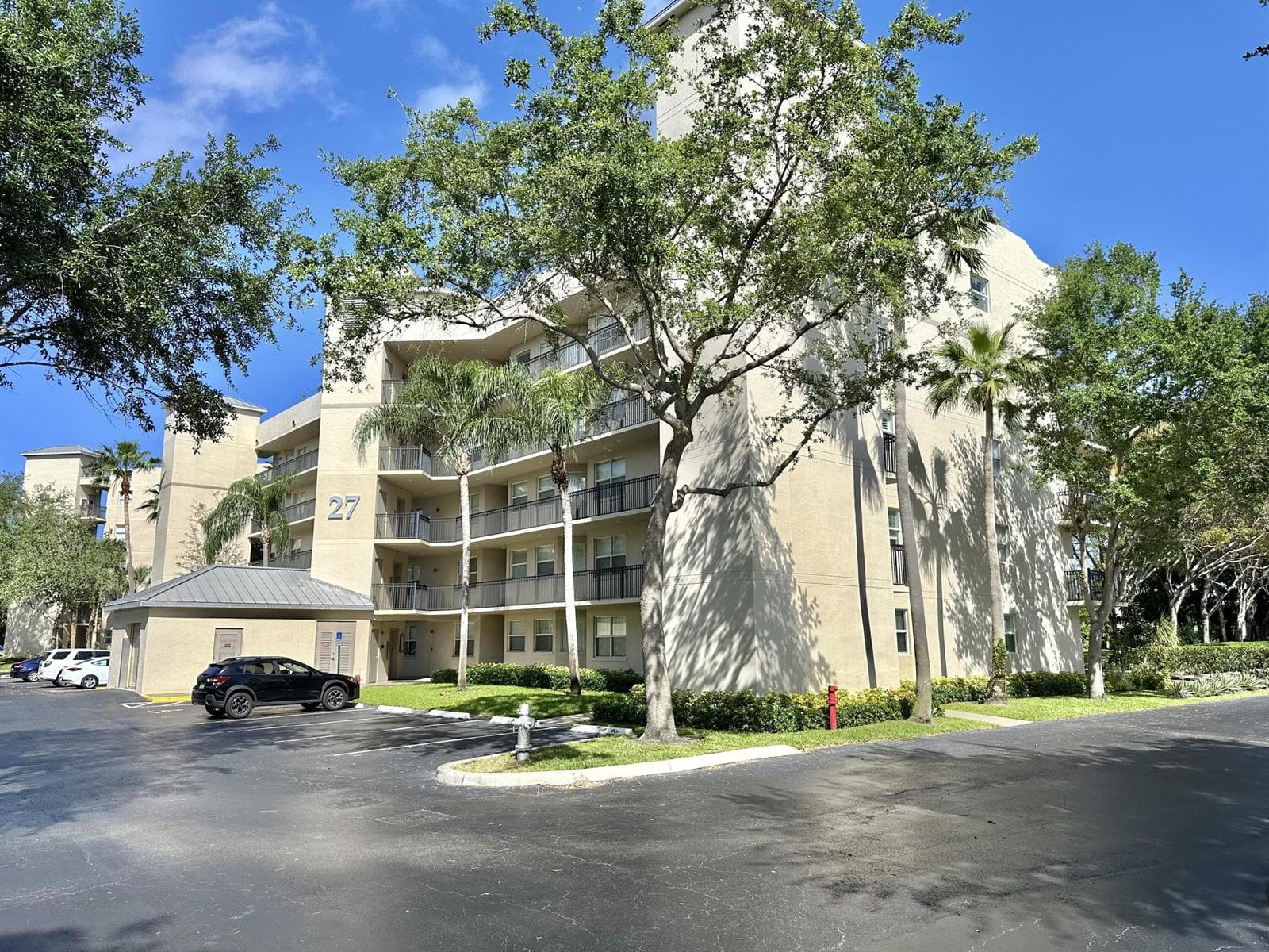 27 Royal Palm Way 406 photo 3