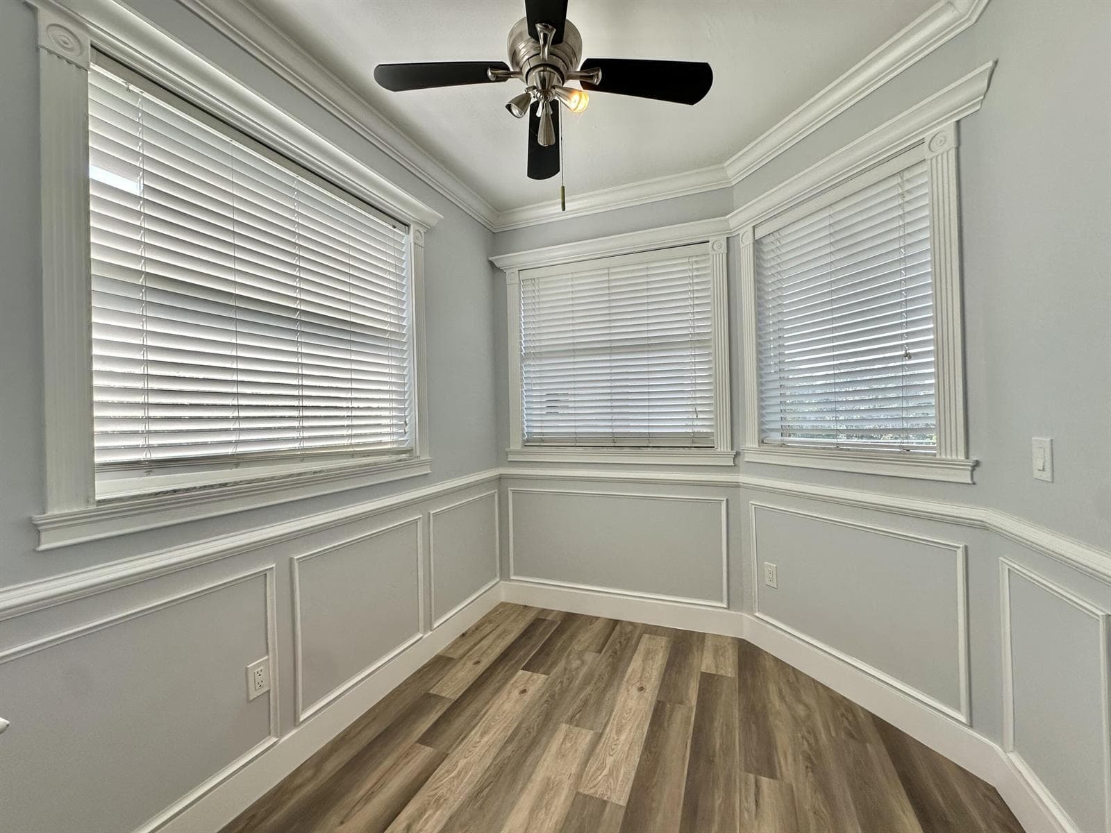 27 Royal Palm Way 406 photo 18