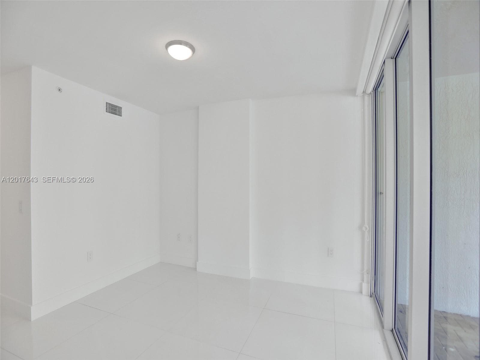 6620 INDIAN CREEK 114 photo 10