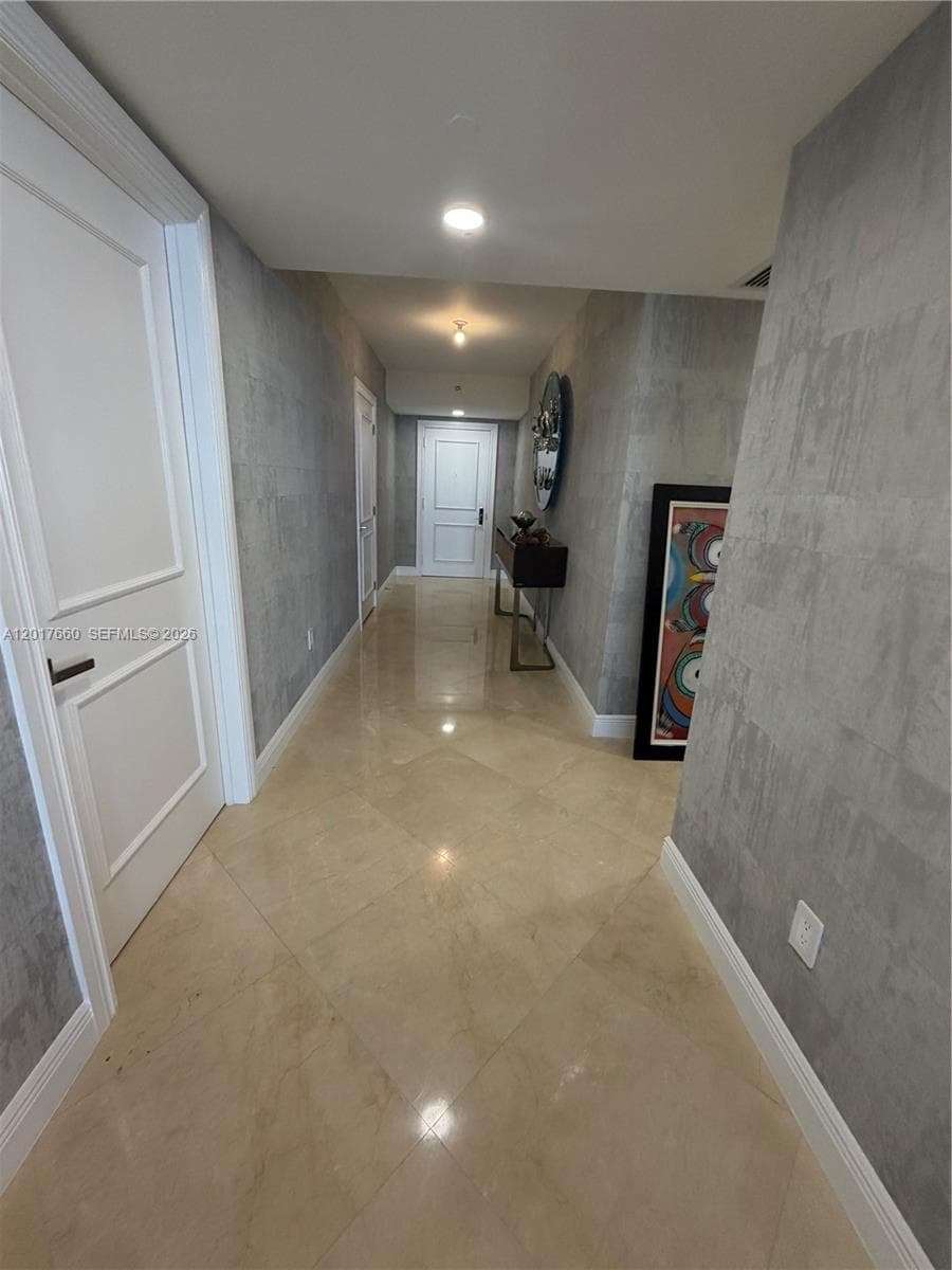 1800 S Ocean Dr 3701 photo 16
