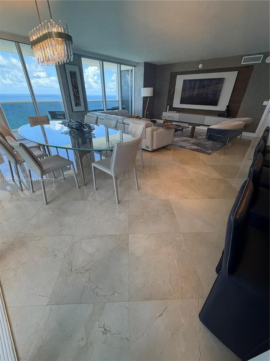 1800 S Ocean Dr 3701 photo 3