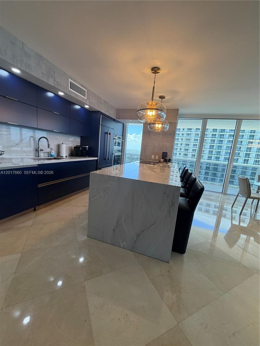 1800 S Ocean Dr 3701 photo 10