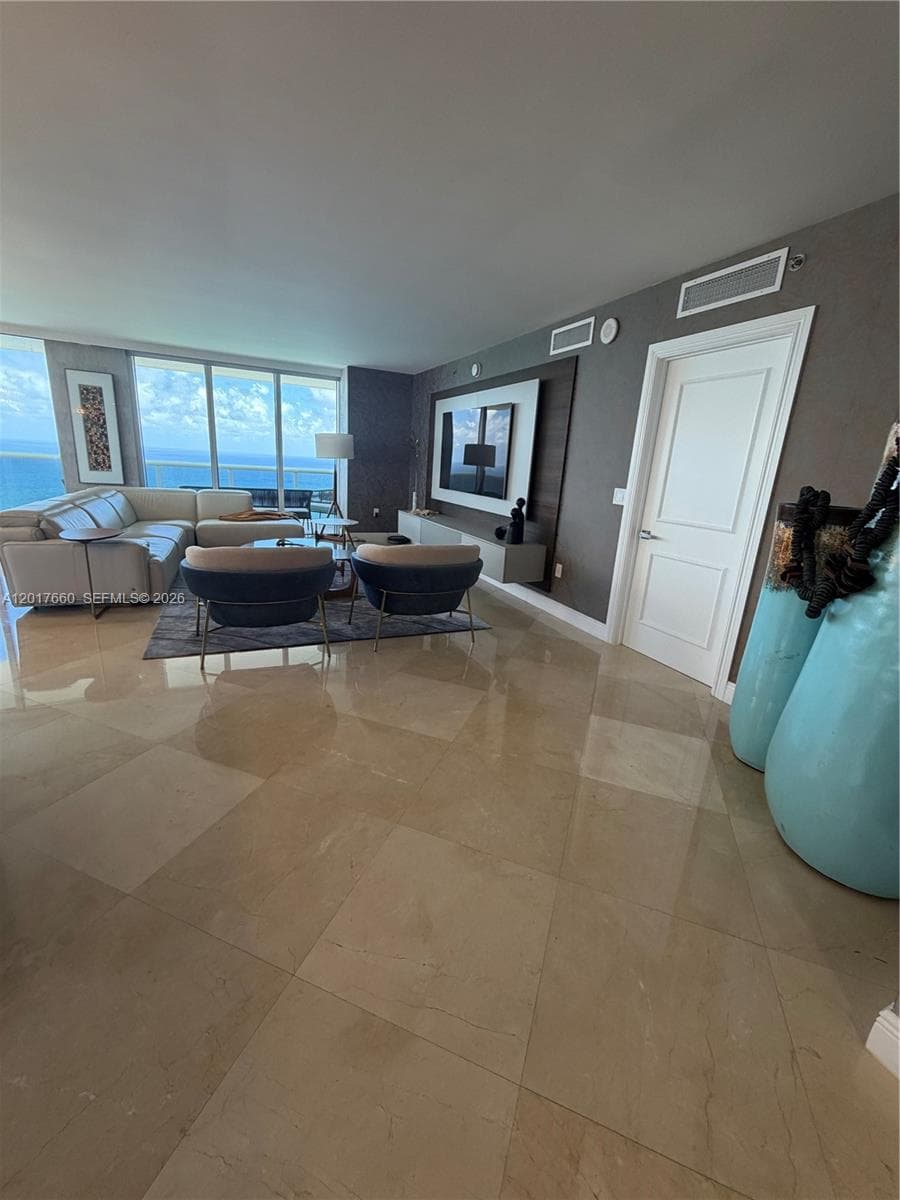 1800 S Ocean Dr 3701 photo 15