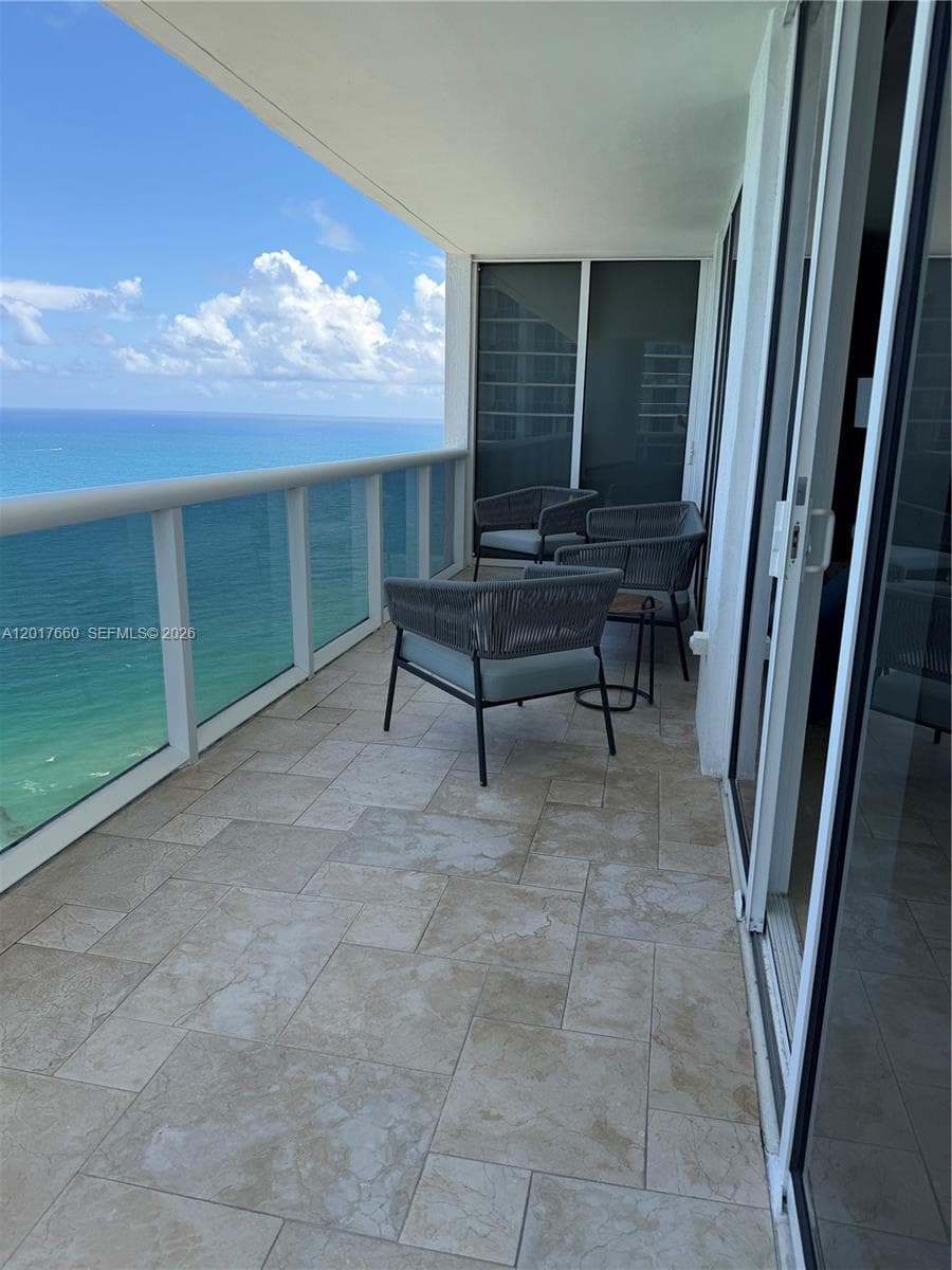 1800 S Ocean Dr 3701 photo 8