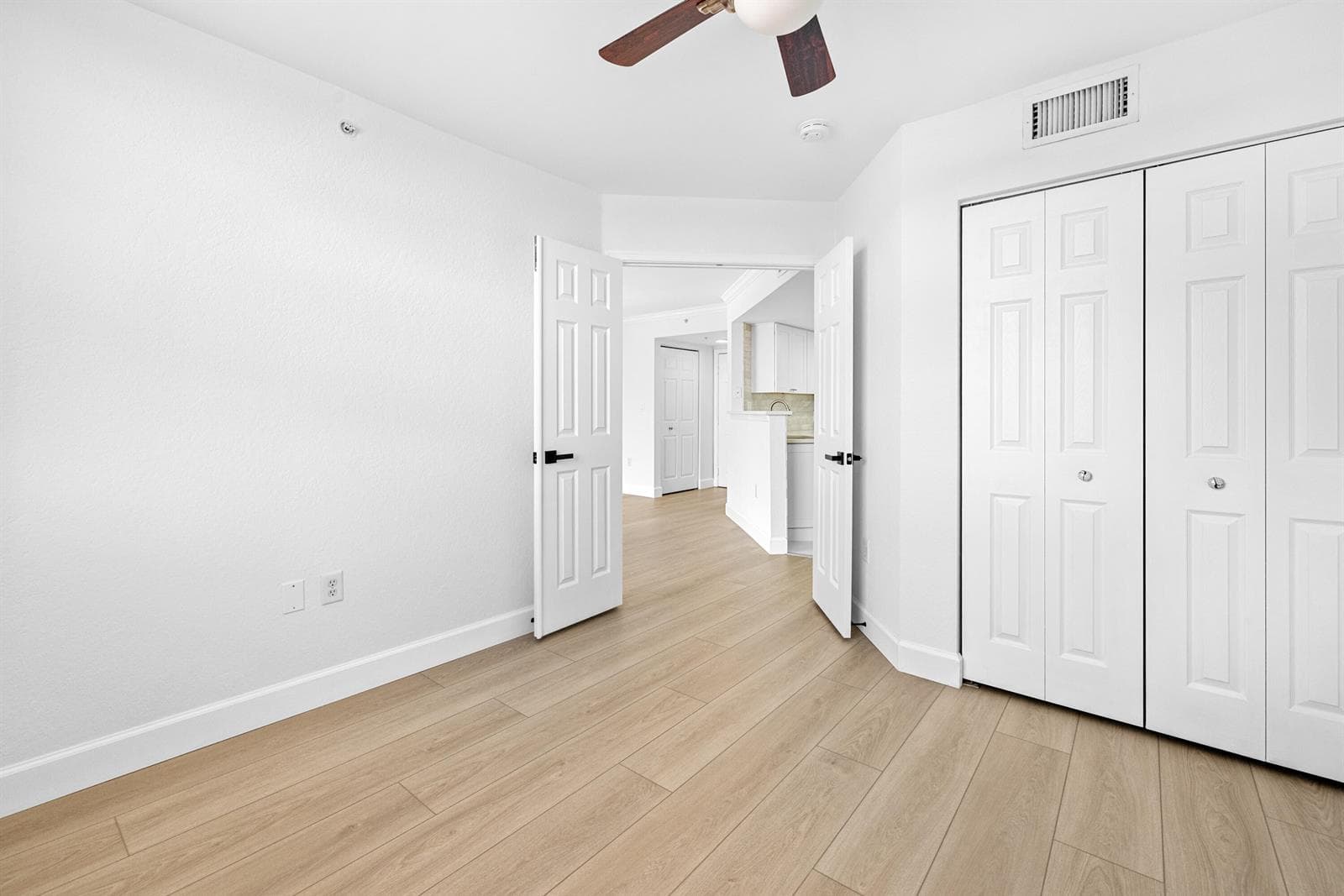 1801 N Flagler Drive 824 photo 21