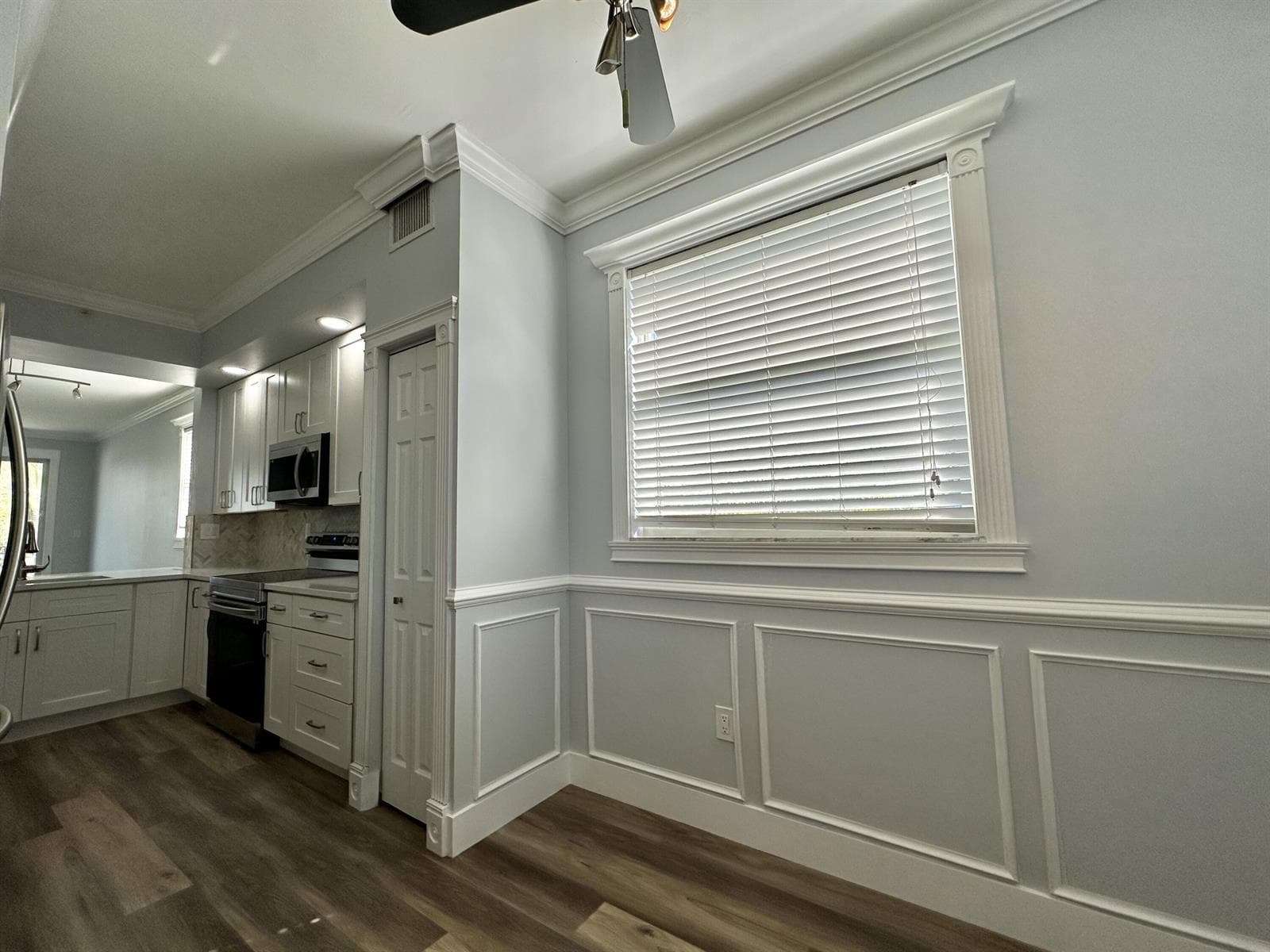 27 Royal Palm Way 406 photo 20