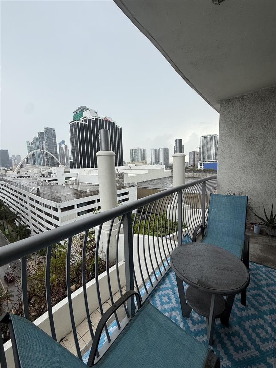 1750 Bayshore Dr 1212 photo 2