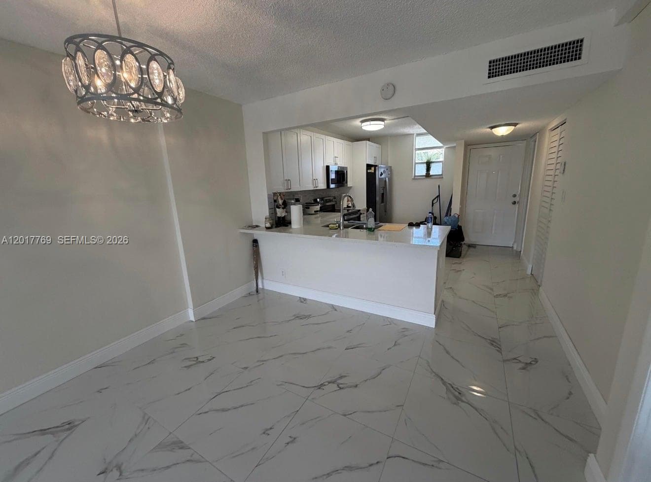 2903 Miami Beach Blvd 303 photo 2