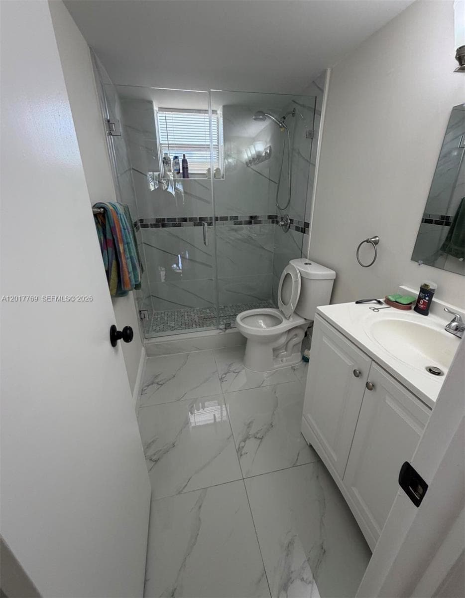 2903 Miami Beach Blvd 303 photo 4