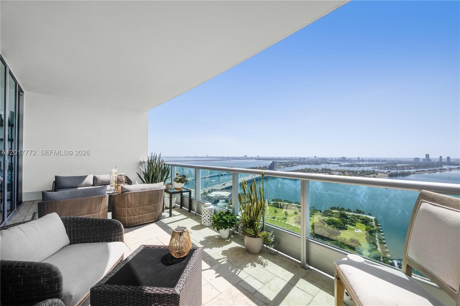 900 Biscayne Blvd 4205 photo 1
