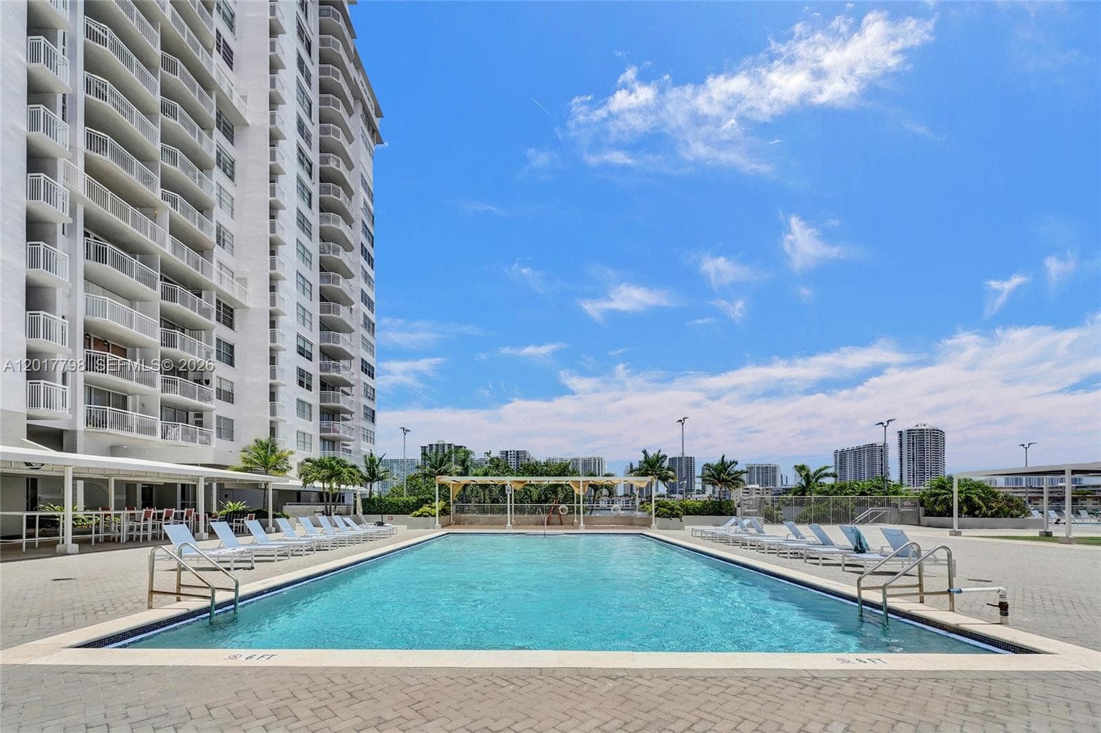 18041 Biscayne Blvd 1804 photo 10