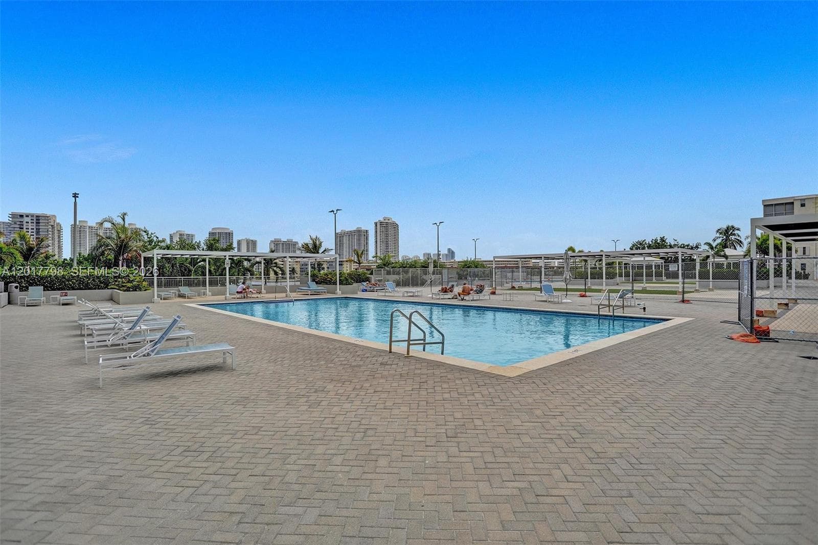 18041 Biscayne Blvd 1804 photo 11