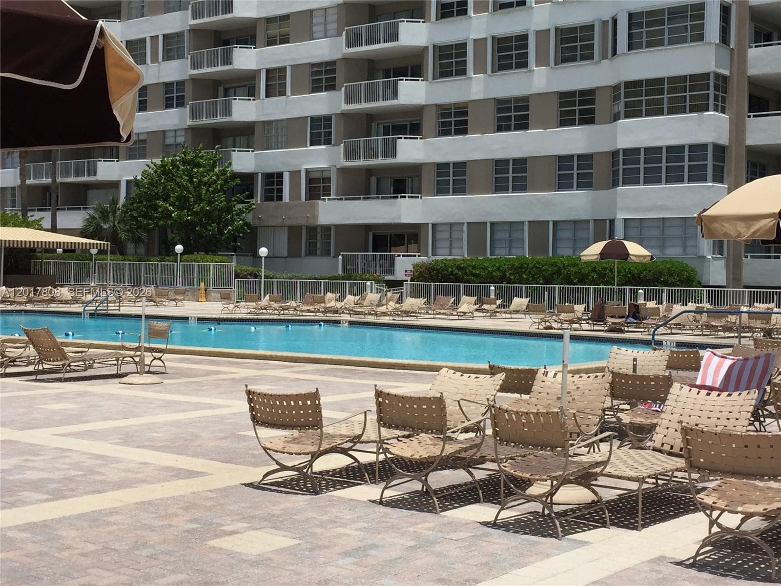 1950 Ocean Dr 4B photo 19