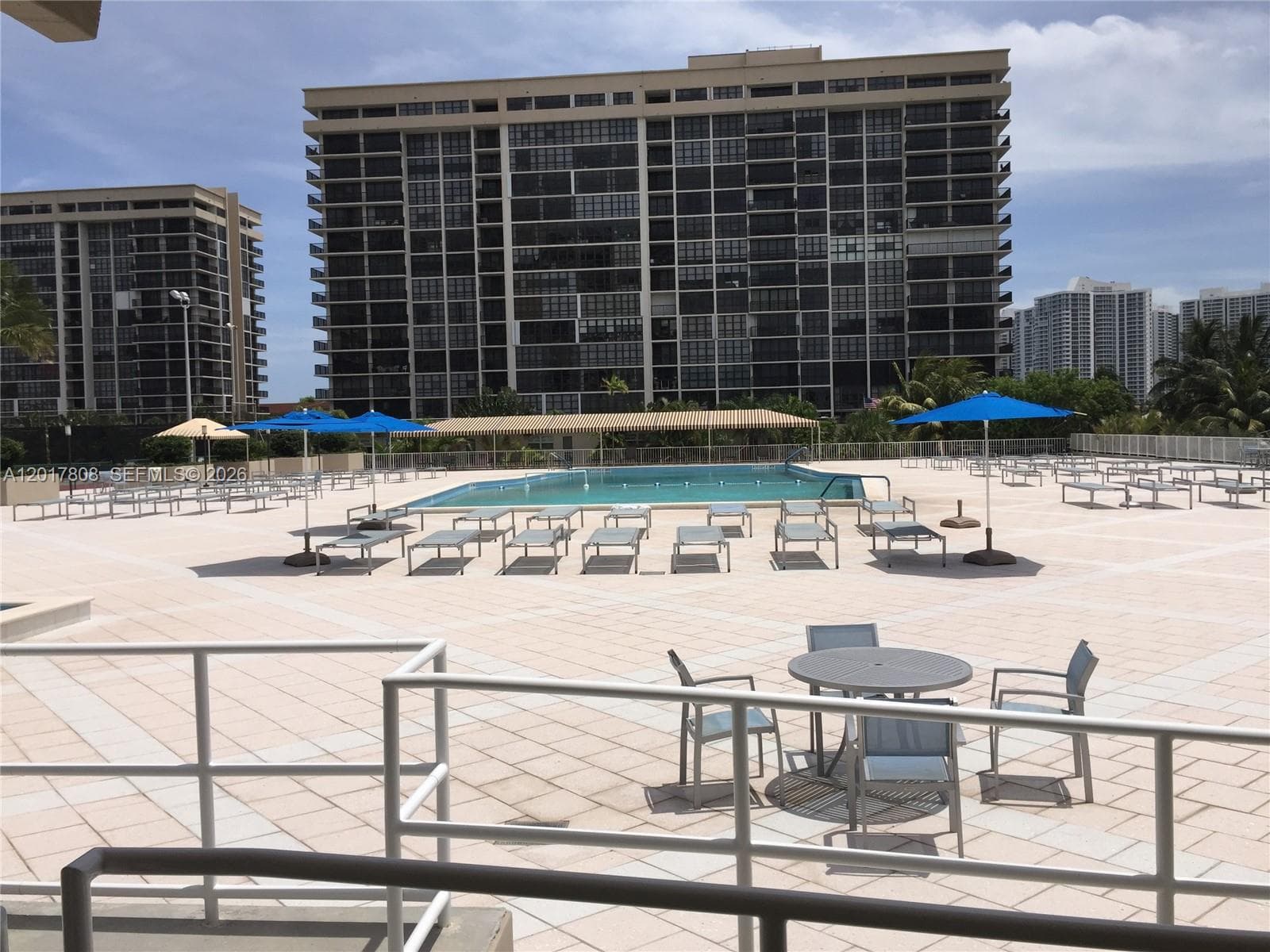 1950 Ocean Dr 4B photo 21
