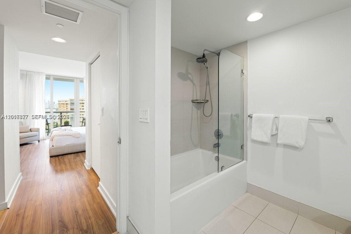 2602 Hallandale Beach Blvd R1109 photo 16