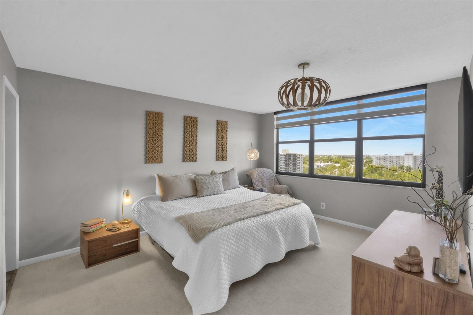 1401 N Riverside Drive 1102 photo 13
