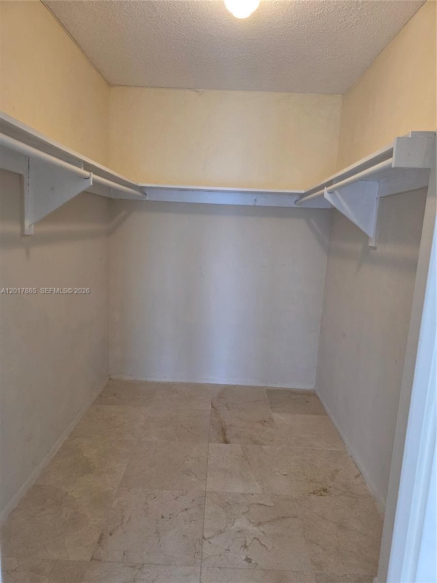 9800 Bay Harbor Dr 408 photo 9