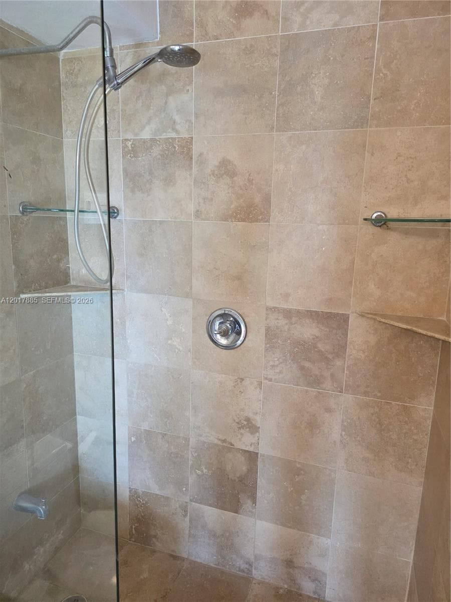9800 Bay Harbor Dr 408 photo 15