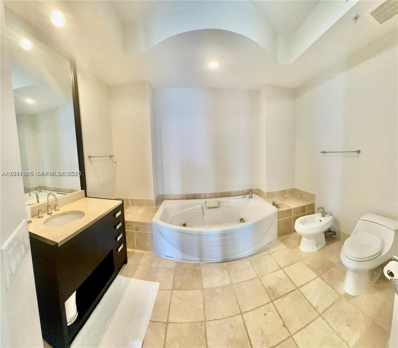 18201 Collins Ave 4508 photo 13