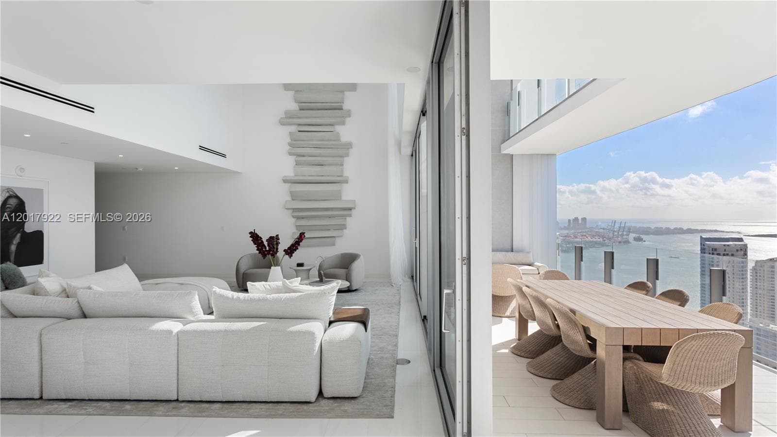 300 Biscayne Boulevard Way 5002E photo 3
