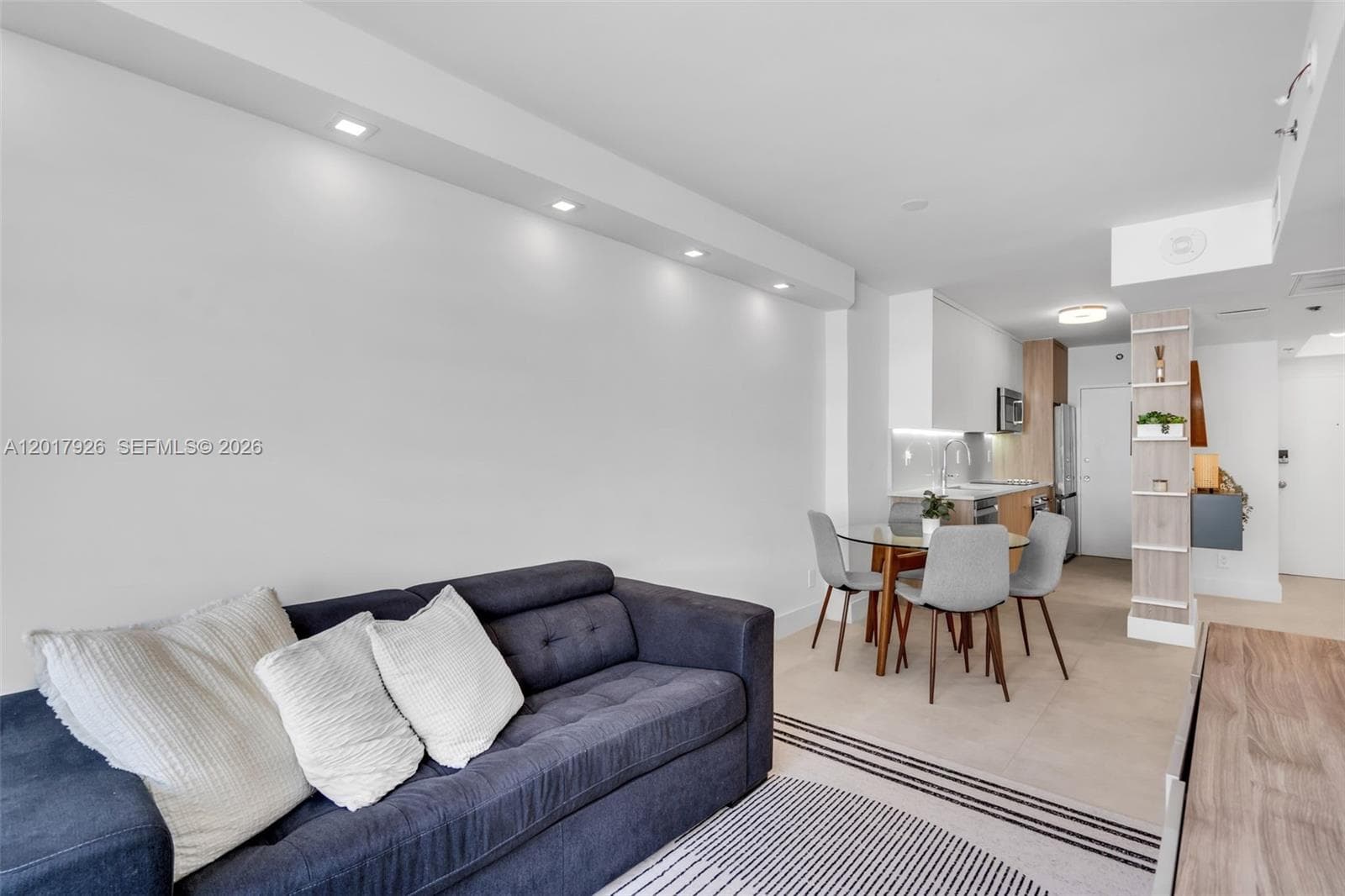 100 Lincoln Rd 539 photo 8