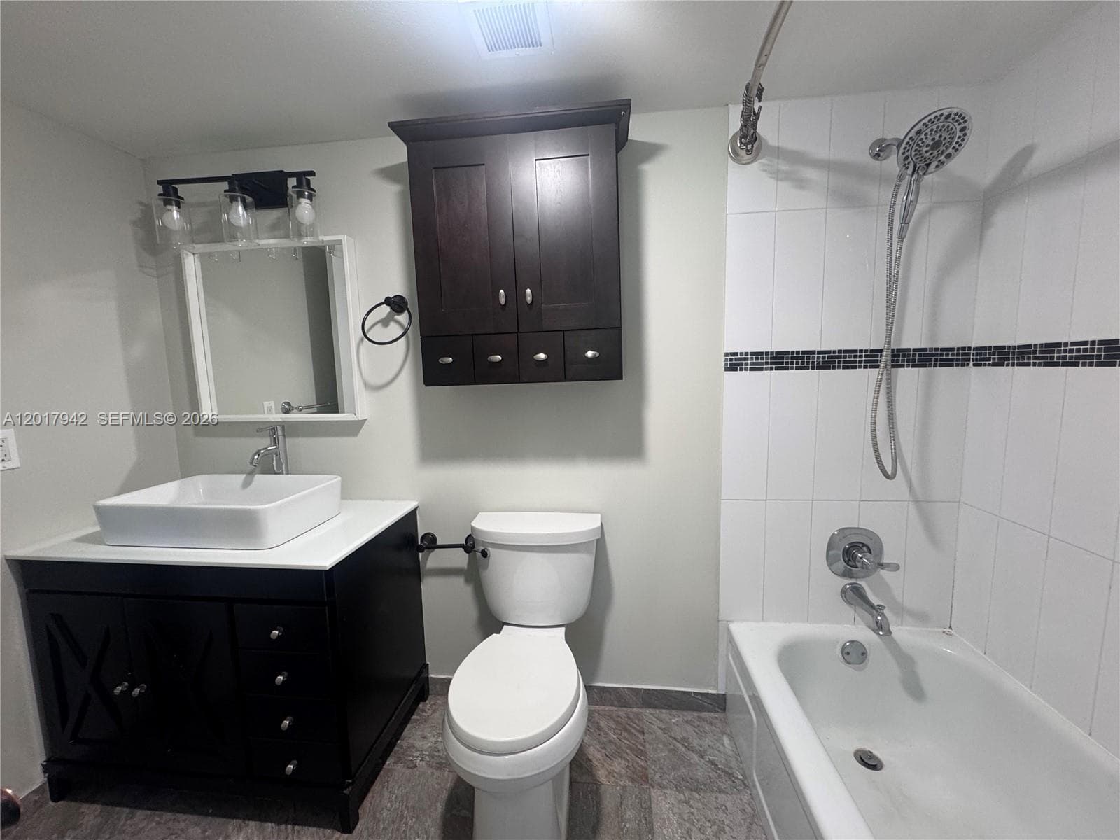 1000 River Reach Dr 302 photo 23