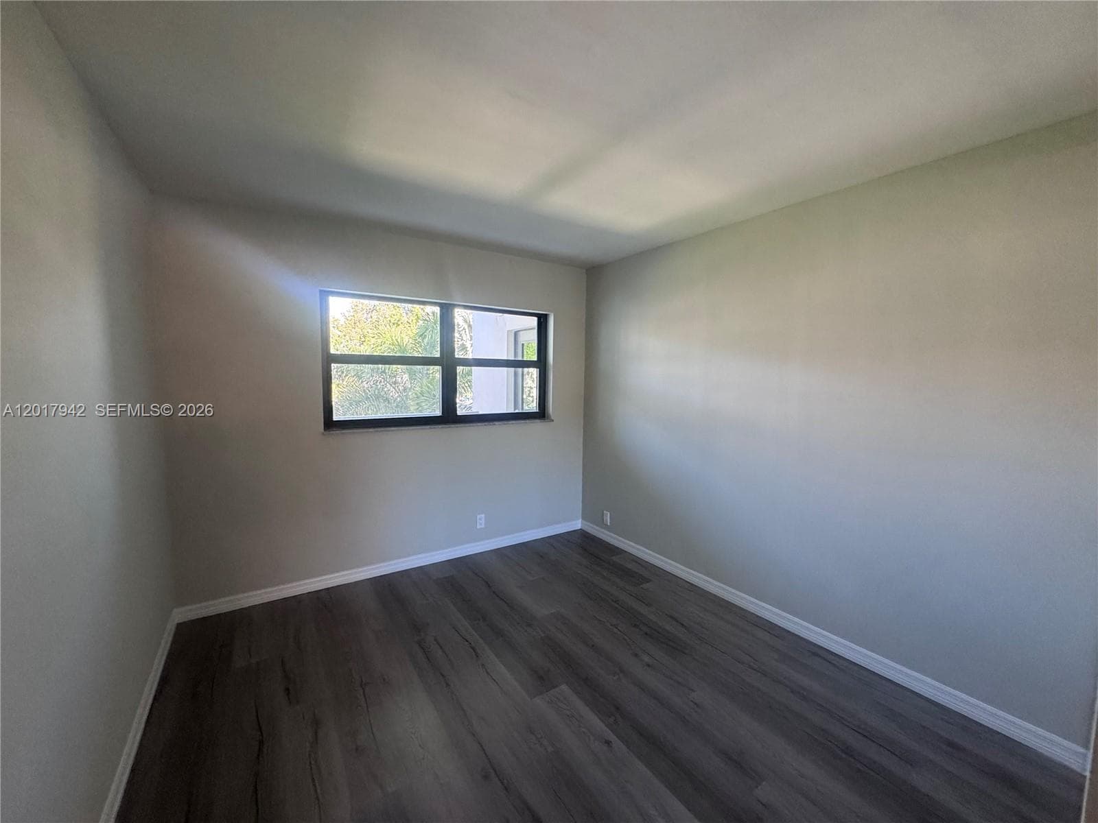 1000 River Reach Dr 302 photo 17