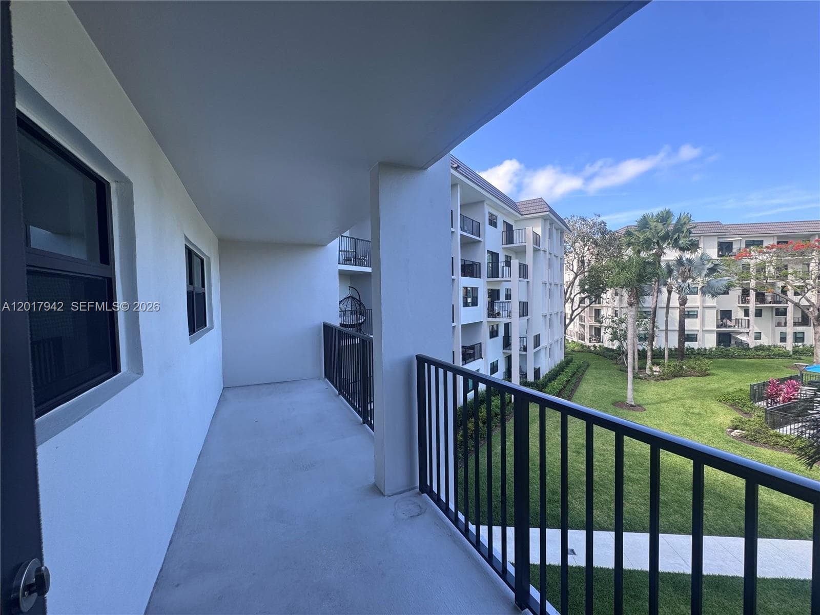 1000 River Reach Dr 302 photo 9