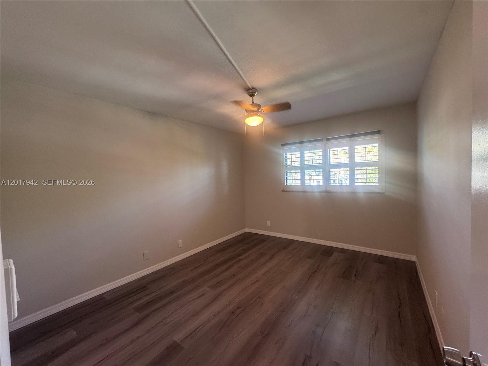 1000 River Reach Dr 302 photo 21