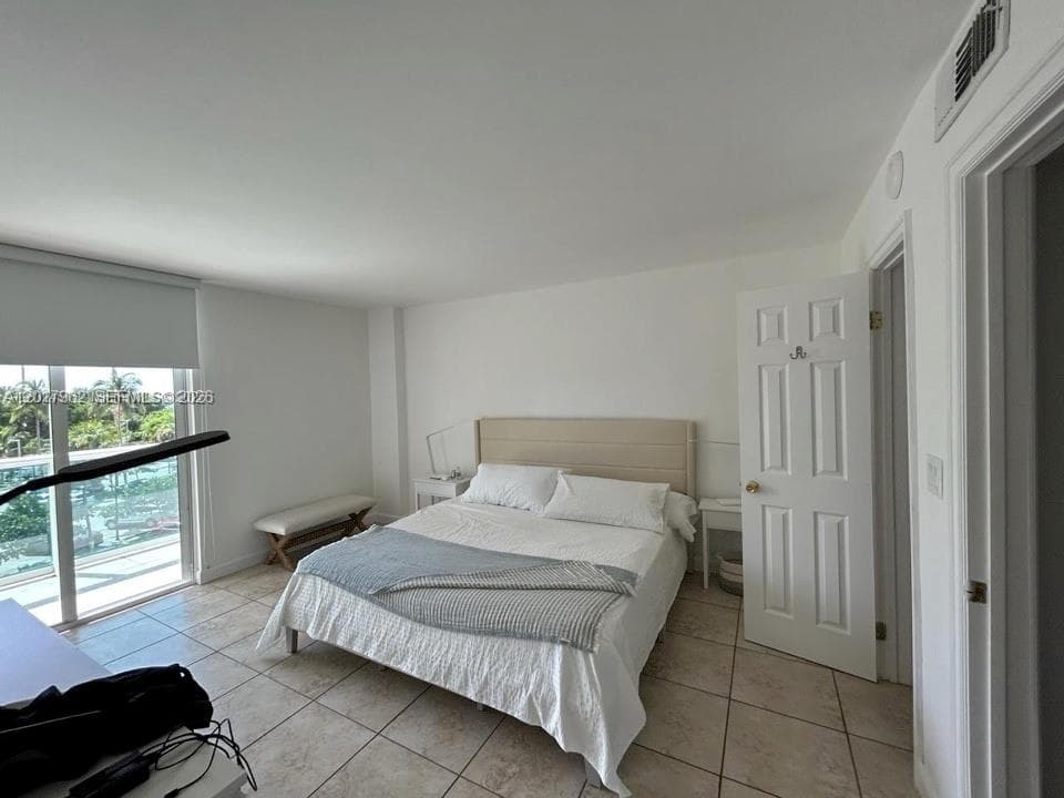 100 Bayview Dr 309 photo 22