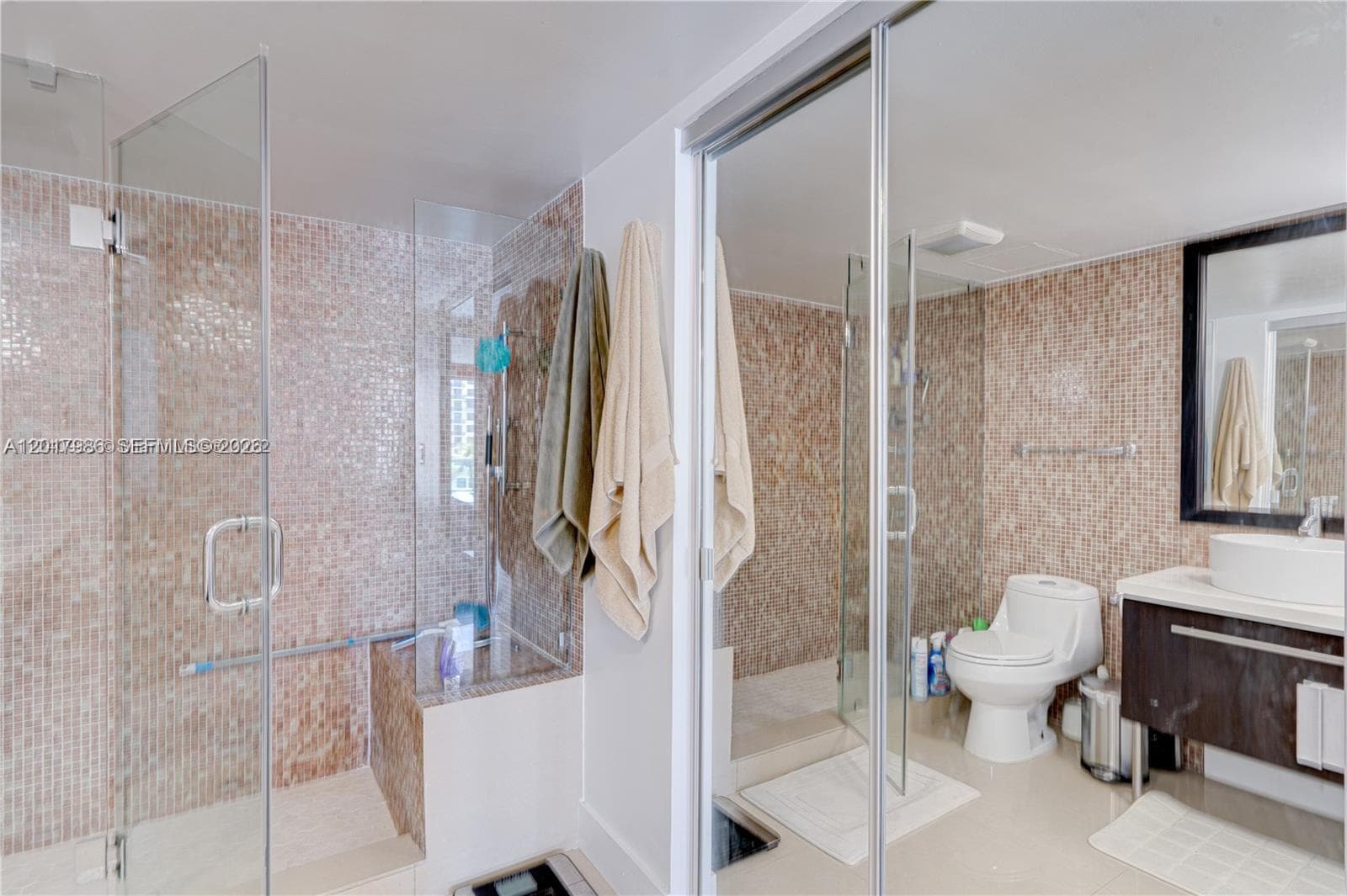 100 Bayview Dr 428 photo 21
