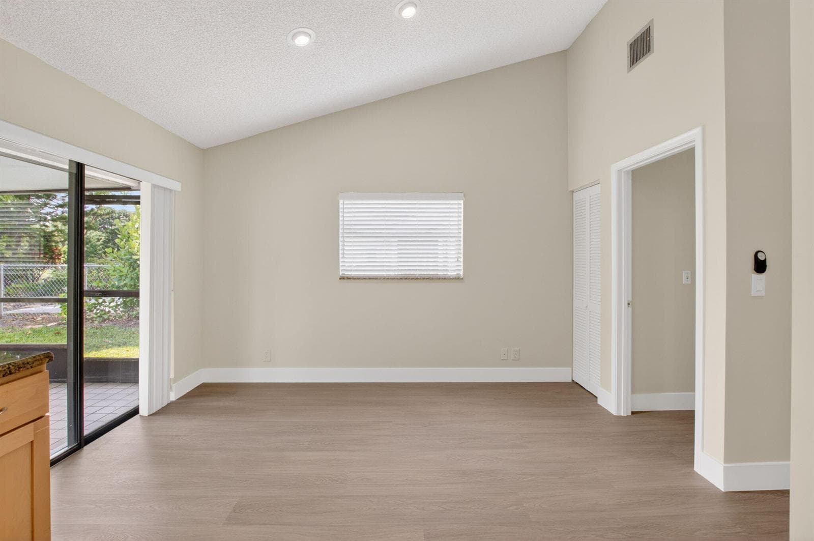 9720 Majestic Way photo 22