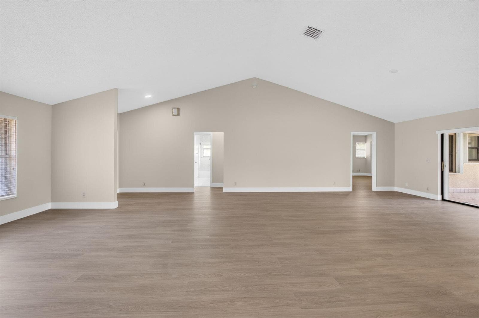 9720 Majestic Way photo 18