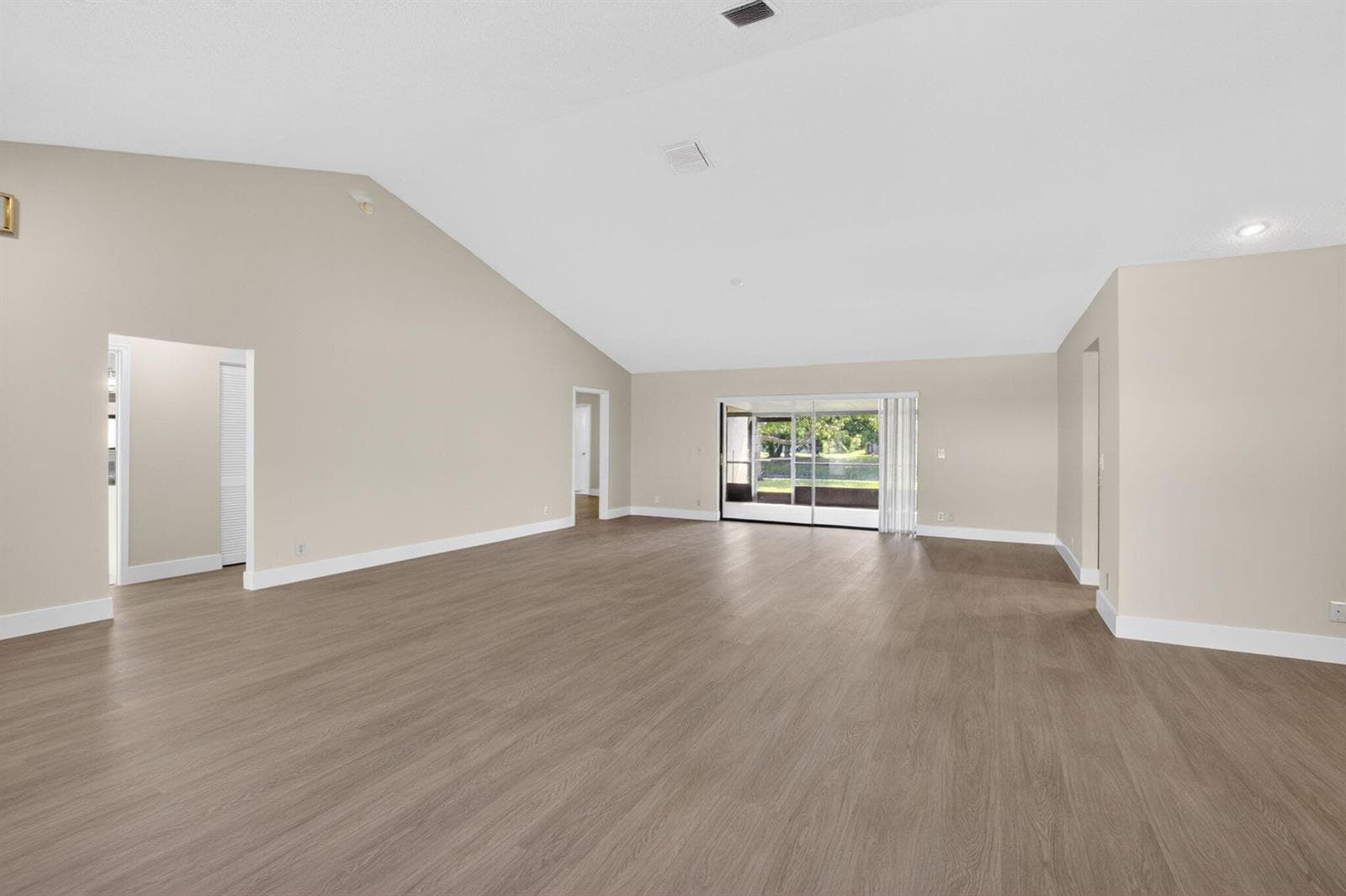 9720 Majestic Way photo 19
